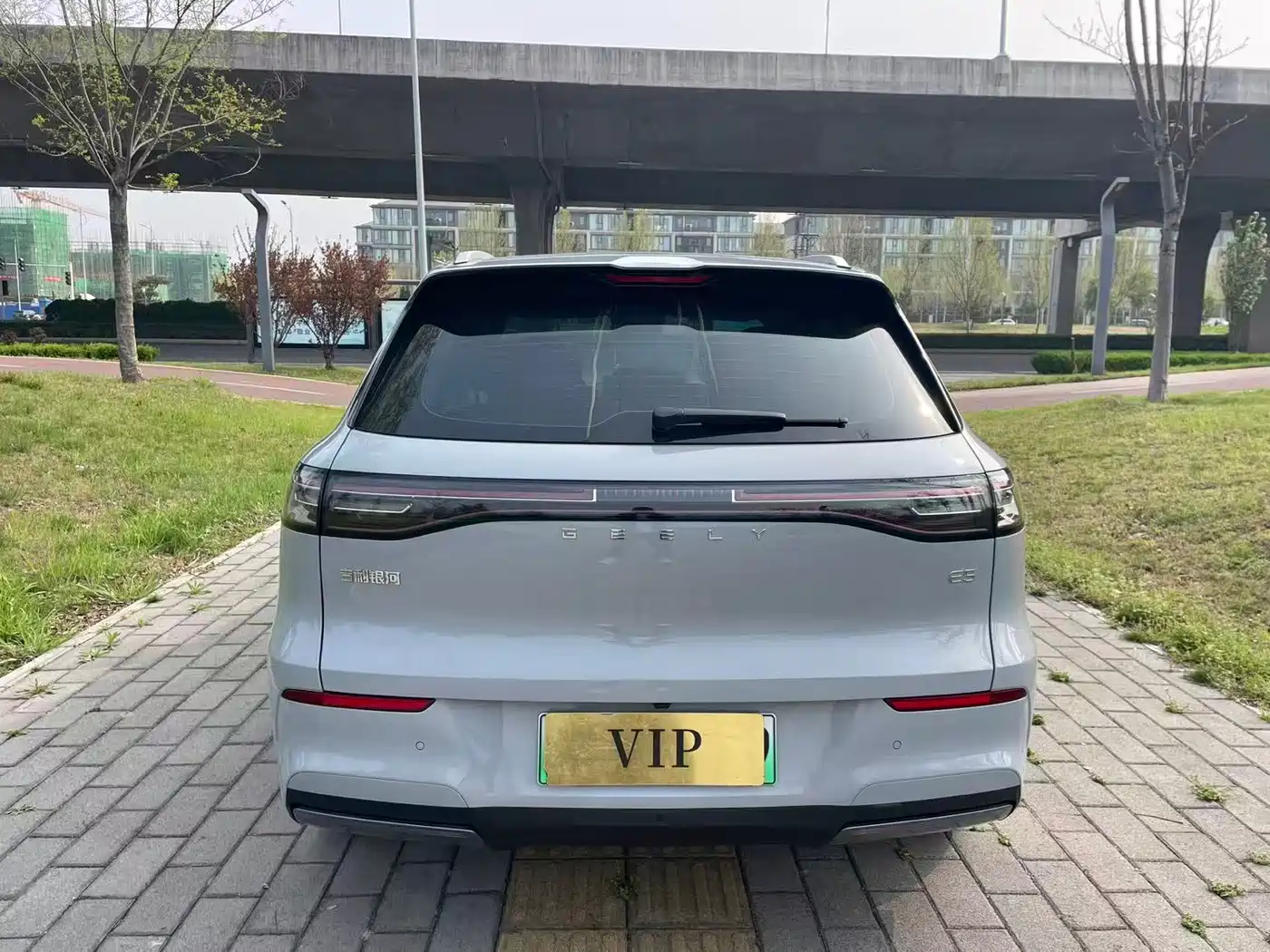 GEELY GALAXY GALAXY E5