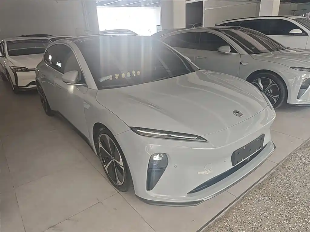 Фото 4 - NIO ET5T