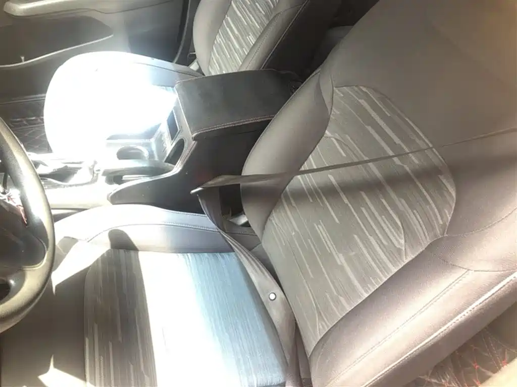Chevrolet Cavalier 2016 1.5L Automatic Enjoyment Edition фото 16