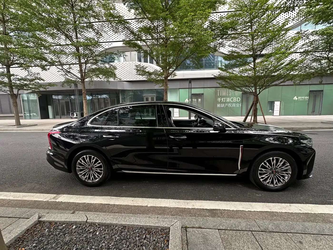 Hongqi H5 2023 1.5T DCT Smart Connect Flag Rhythm фото 12