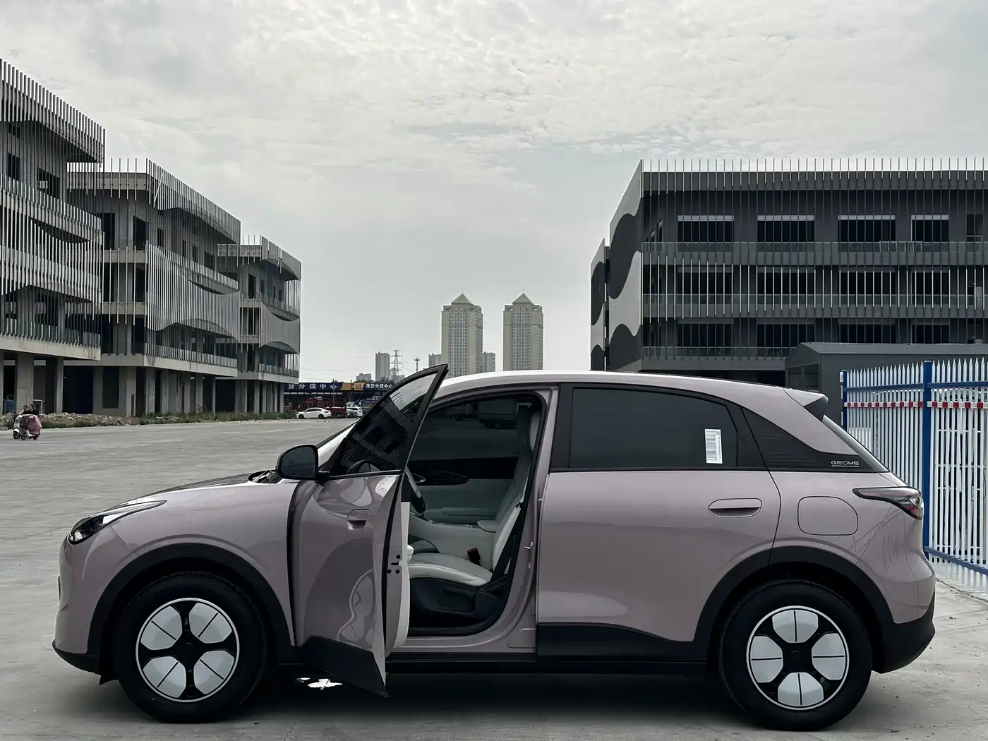 Geely Galaxy Starry Wish 2025 310km Youth Edition фото 13