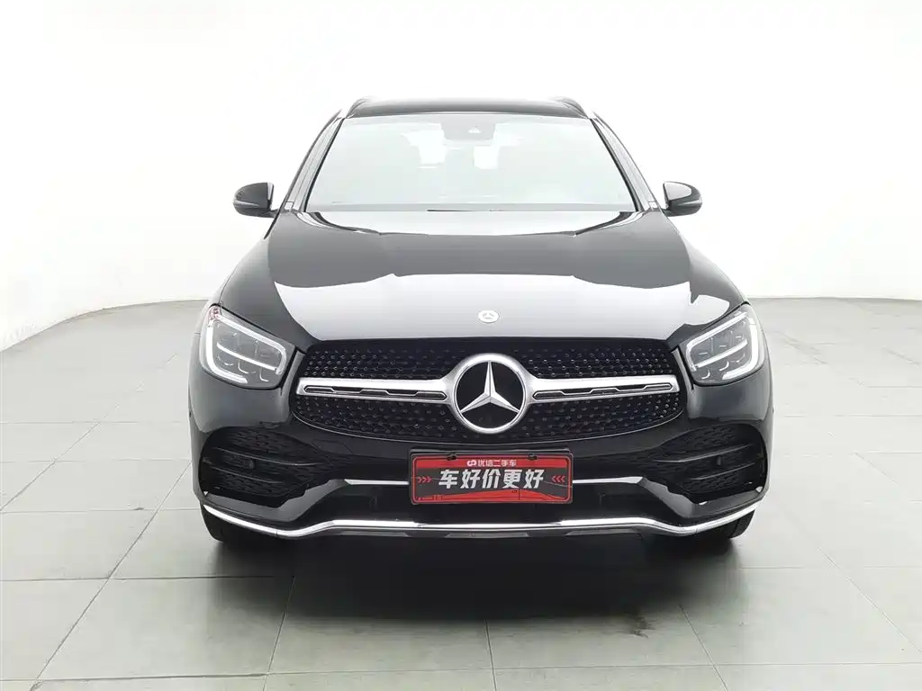 MERCEDES-BENZ GLC