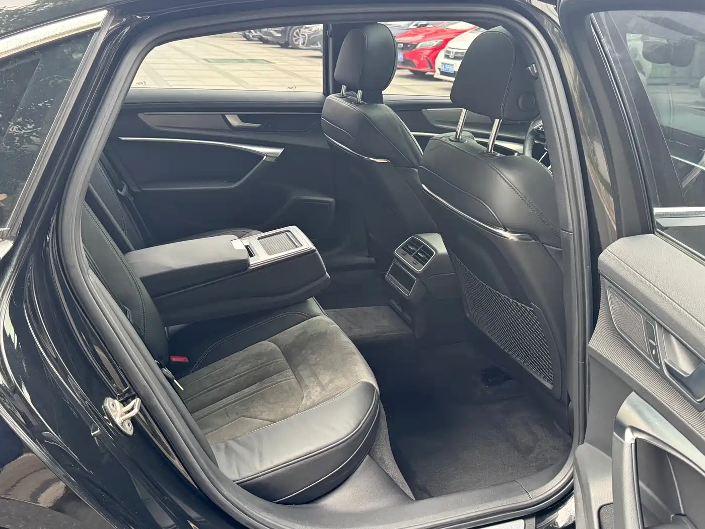 Audi A6L 2021 40 TFSI Luxury Sport фото 15