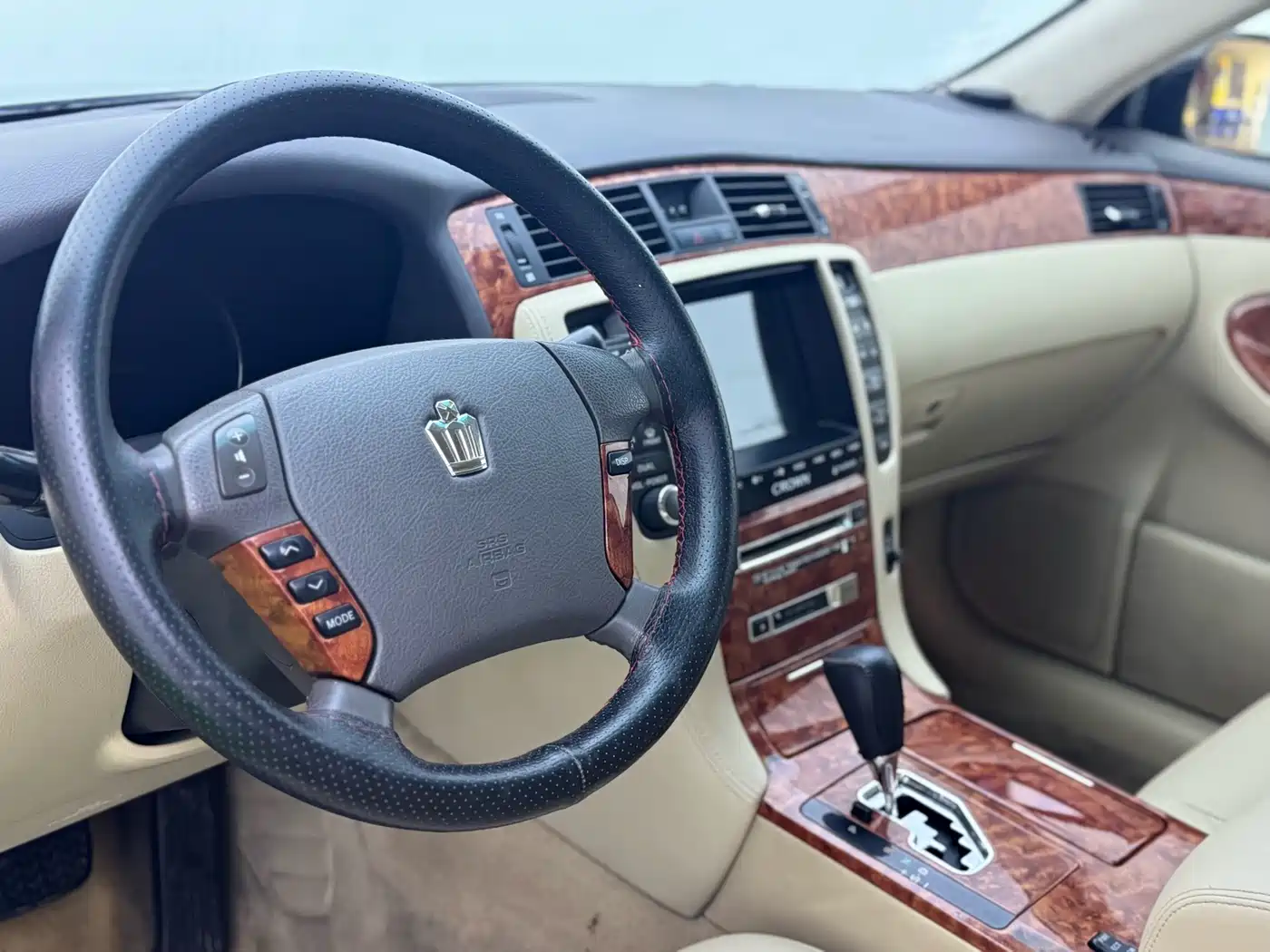 Toyota Crown 2005 Model 2.5L Royal фото 9