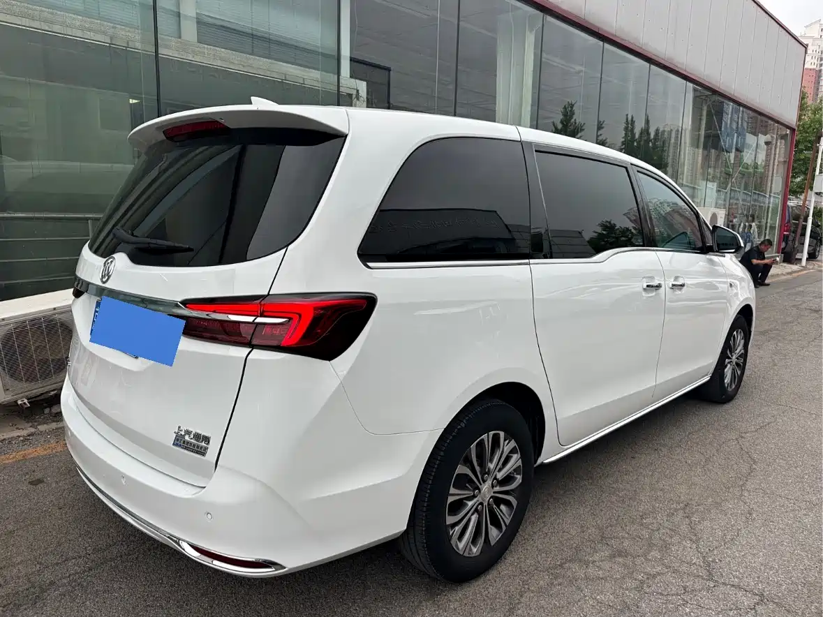 BUICK GL8