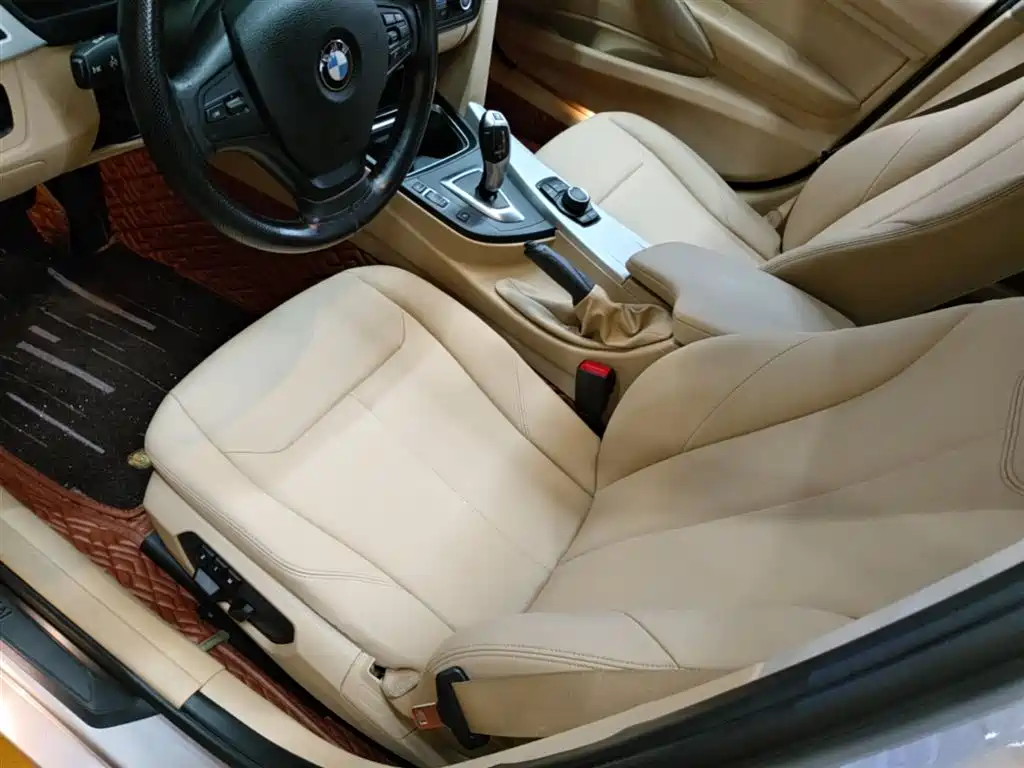 BMW 3 Series 2014 320Li Fashion фото 15