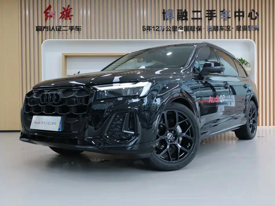 Фото 1 - Audi Q7