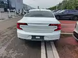 Фото 6 - Volvo S90