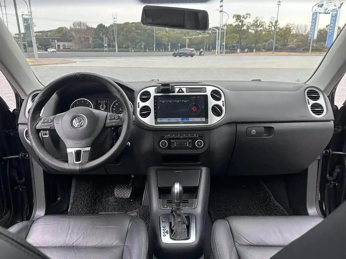 Photo 16 - Volkswagen Tiguan