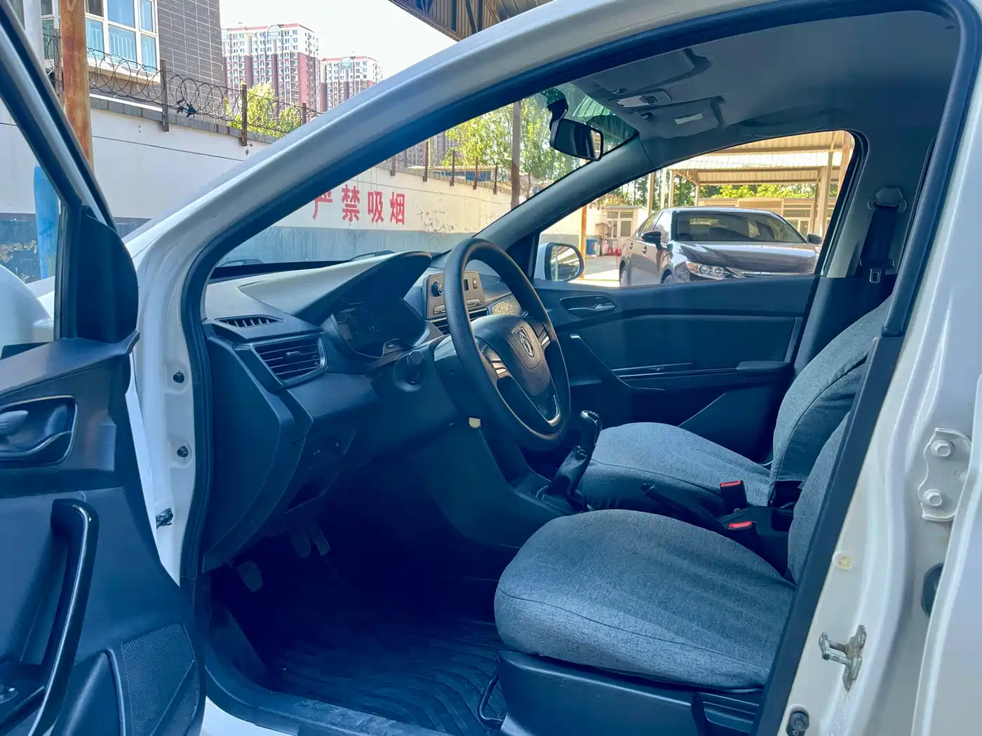 Baojun 310 2021 2020 1.2L Manual Value Edition