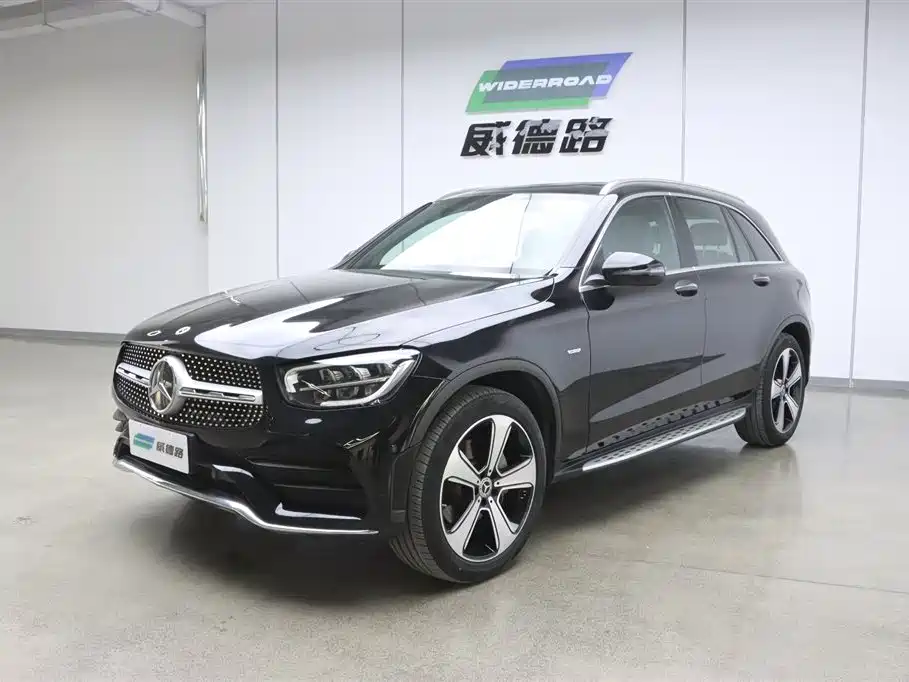 Mercedes-Benz GLC 2022 Facelift GLC 300 L 4MATIC Dynamic Collector's Edition