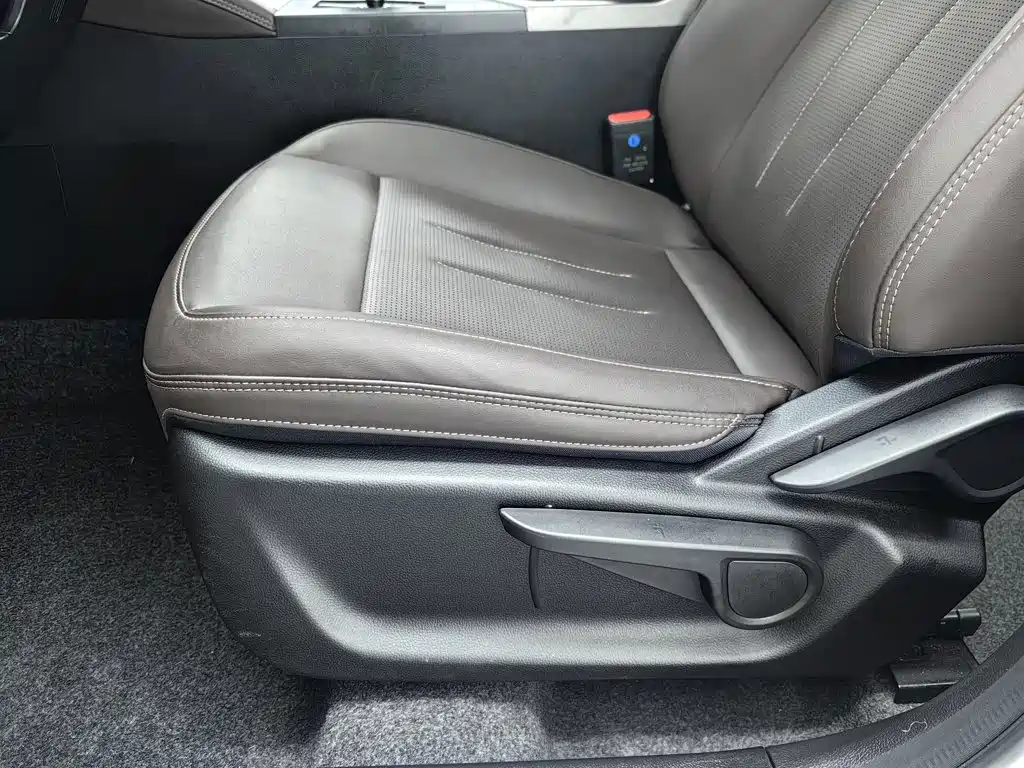 Jetour X90 2025 2024 1.6T DCT Kirin Edition 7-seater