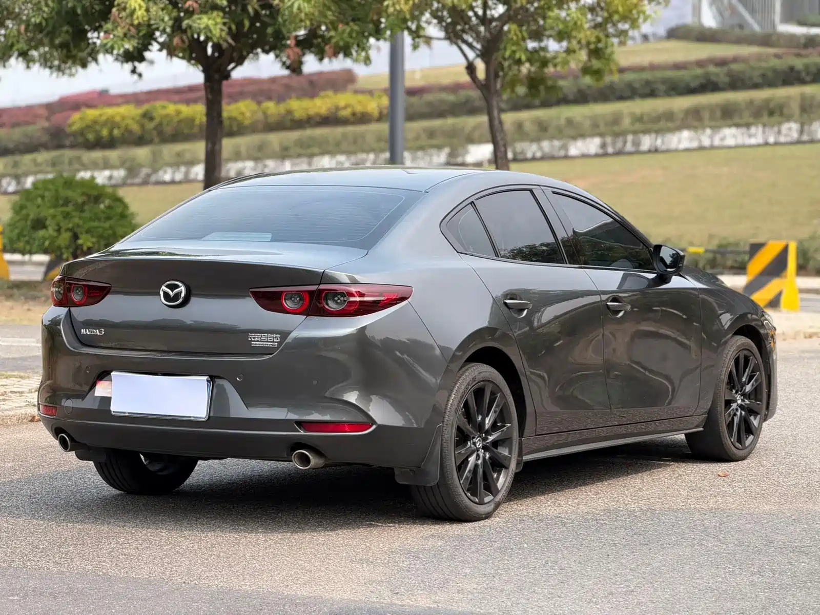 Фото 5 - Mazda Mazda 3