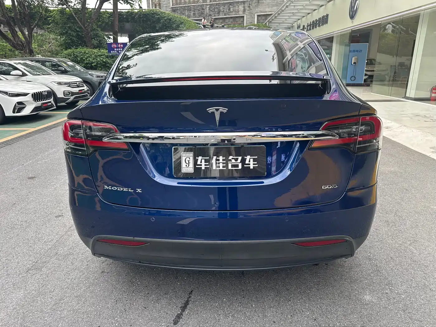 TESLA MODEL X