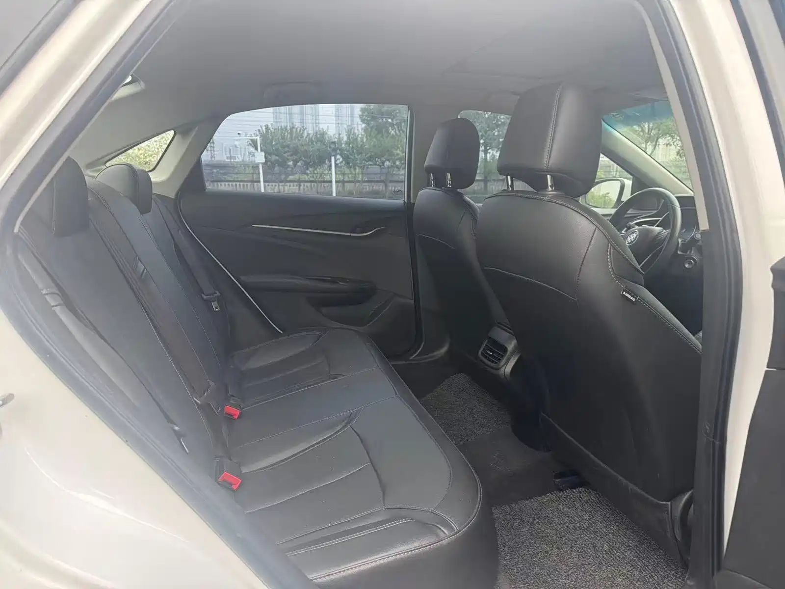 Фото 9 - Buick Excelle