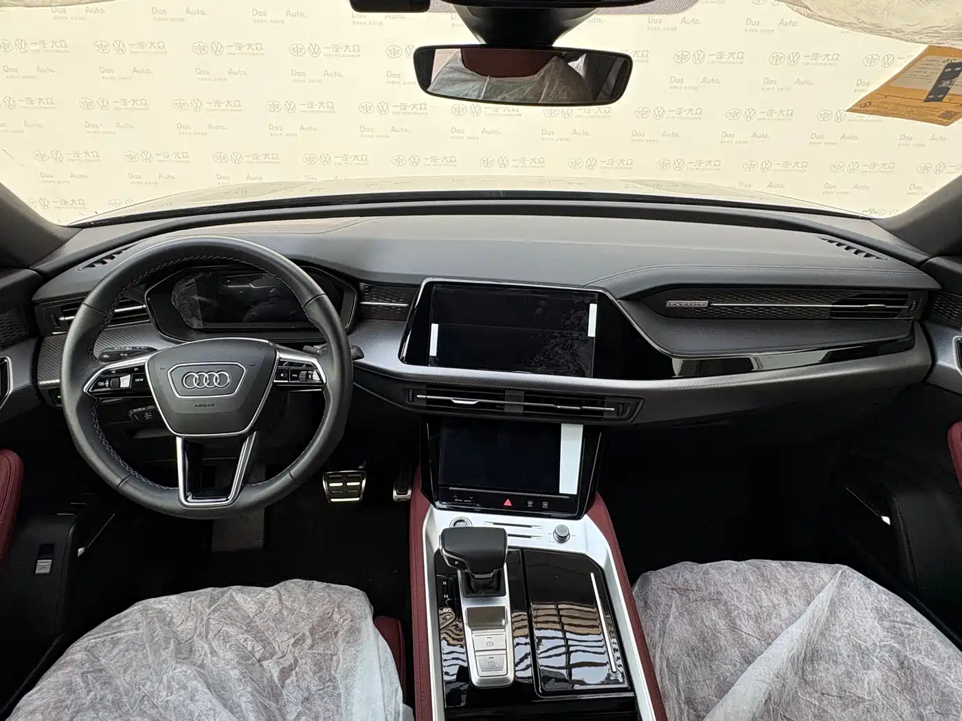 Audi Q6 2024 45 TFSI quattro Black Warrior Edition 6-seater фото 6