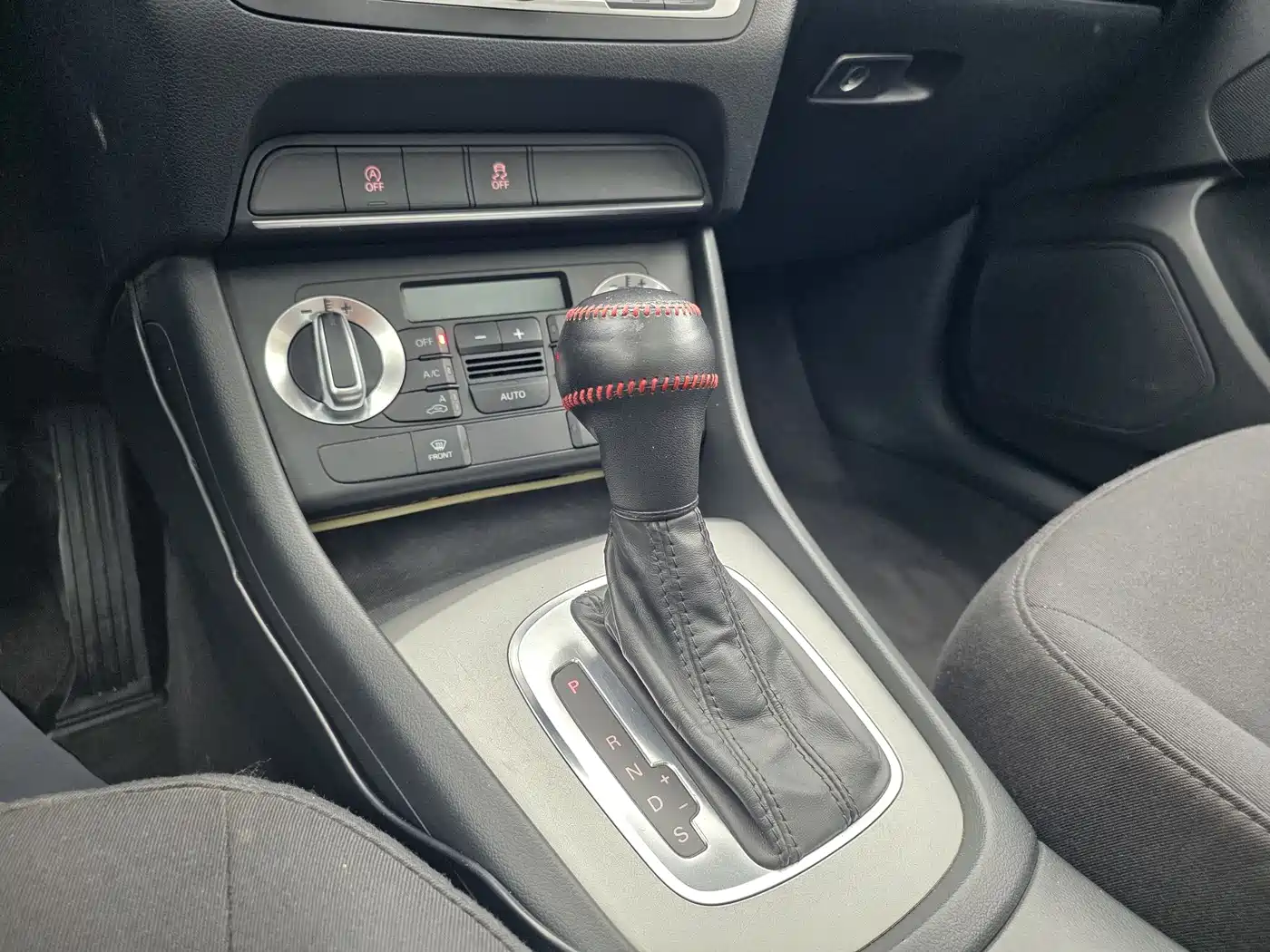 Audi Q3 2015 35 TFSI Progressive фото 12