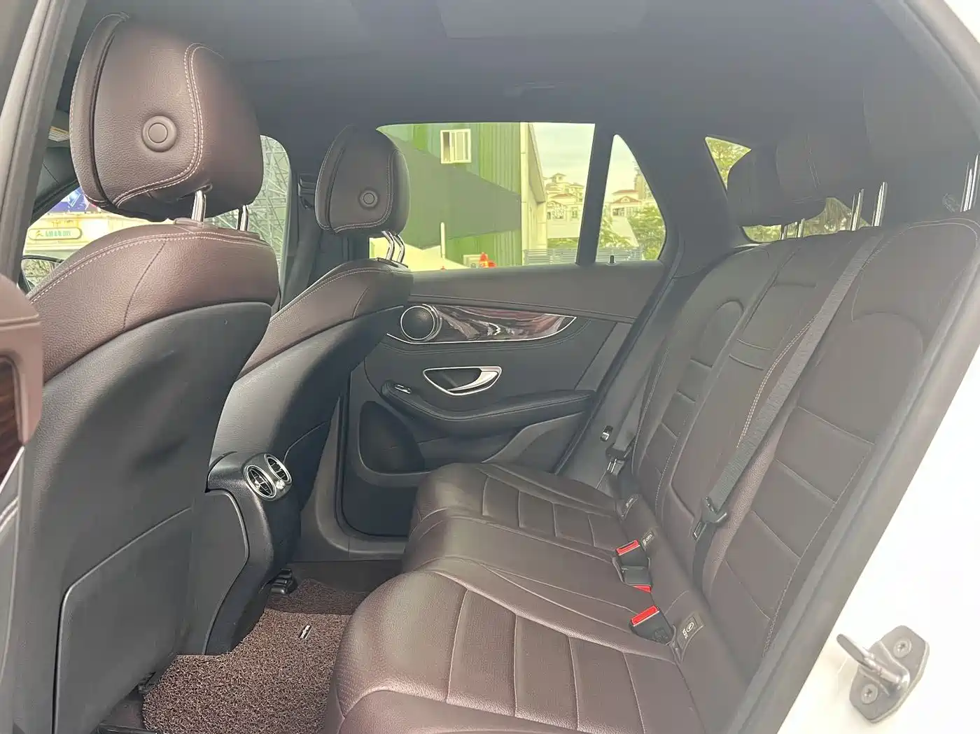 Mercedes-Benz GLC 2018 GLC 260 4MATIC Luxury фото 6