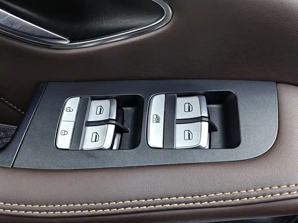 Jetour X90 2025 2024 1.6T DCT Kirin Edition 7-seater