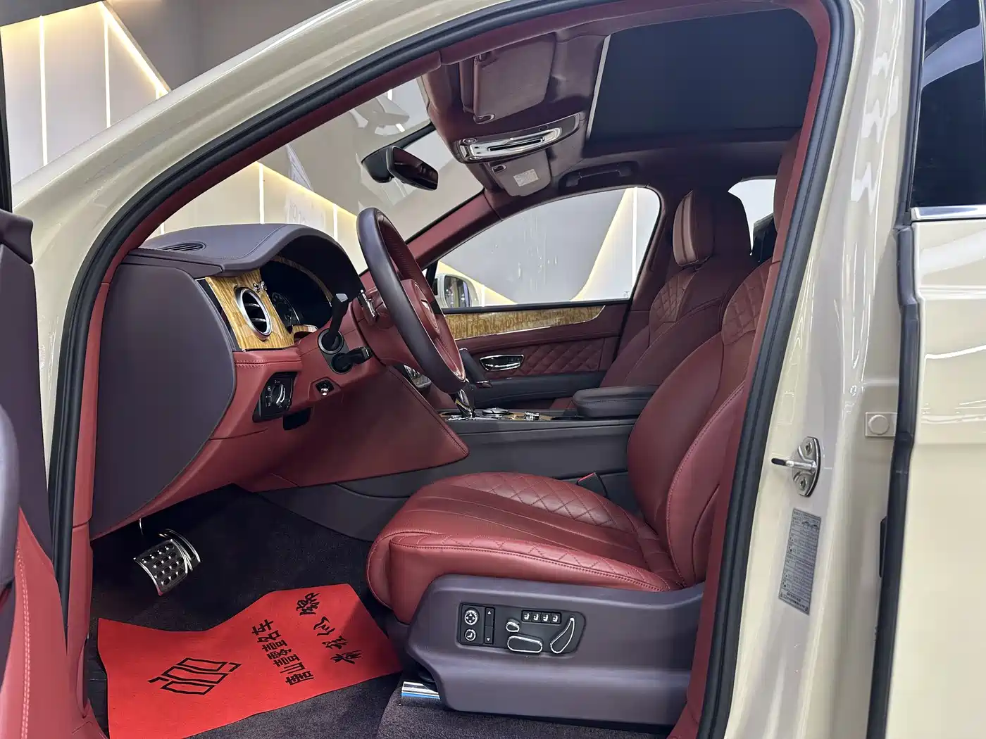 Bentley Bentayga 2017 2017 6.0T Standard Edition