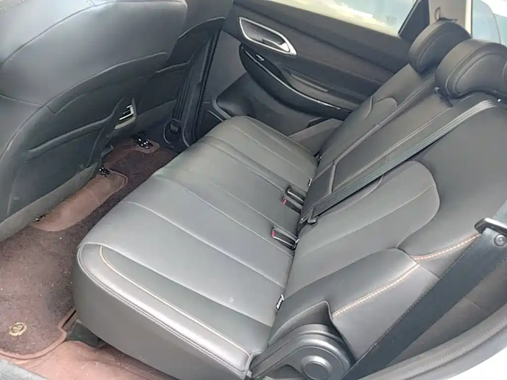 Changan CS75 2025 2025 Model PRO 1.5T Deluxe 7-seater