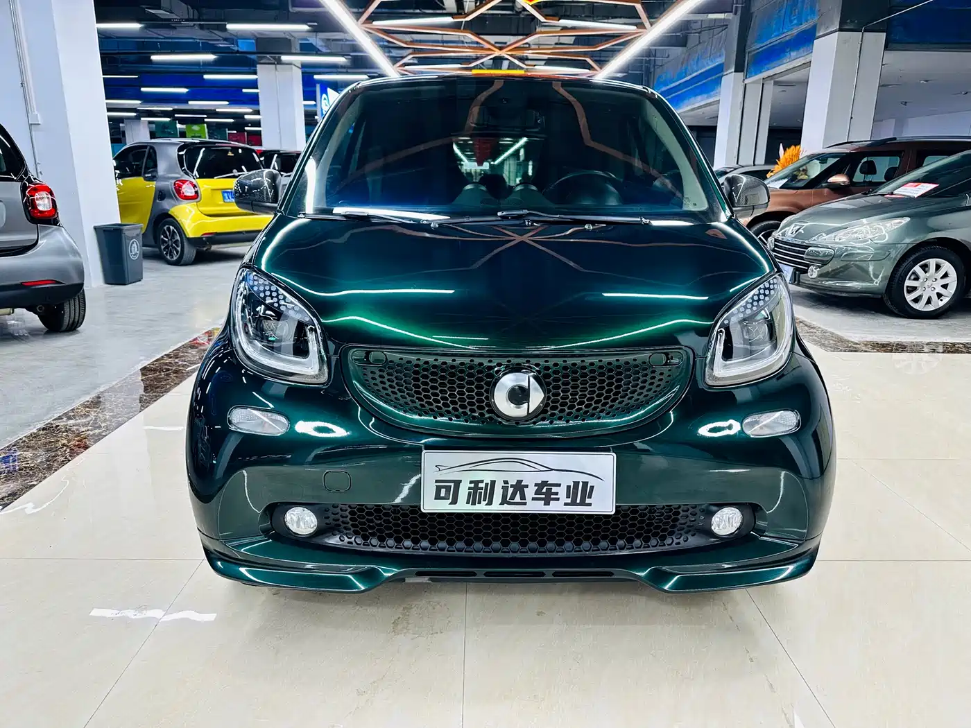 smart fortwo 2018 0.9T 66kW 20th Anniversary Special Edition China V фото 8