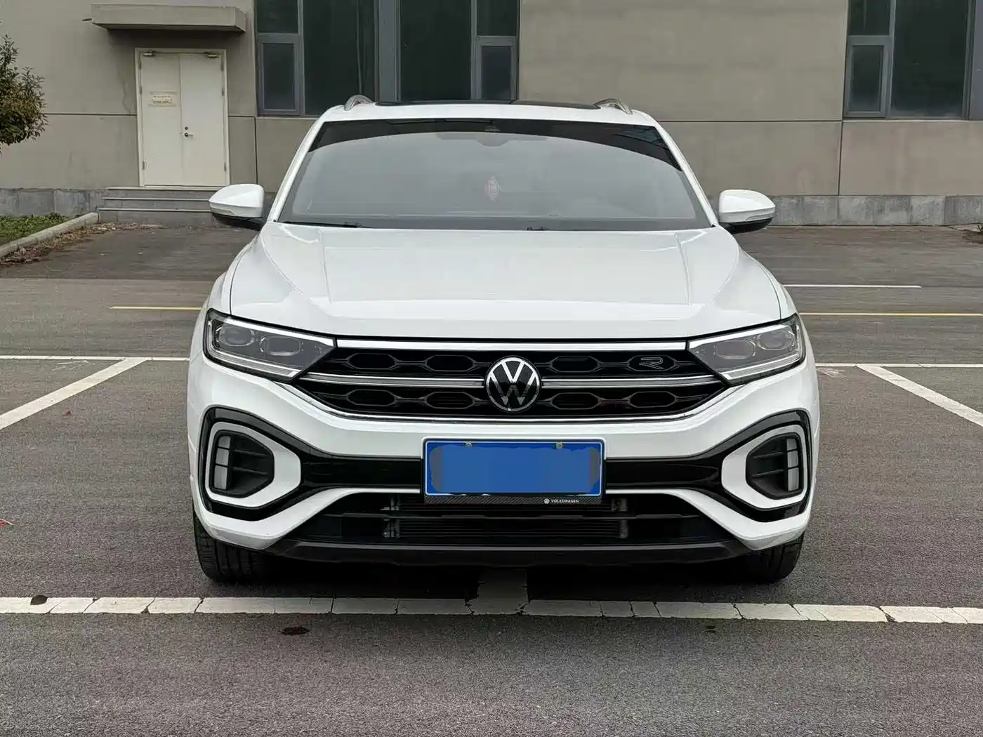 Volkswagen T-ROC 2024 300TSI DSG 2WD Morning Light Edition фото 2