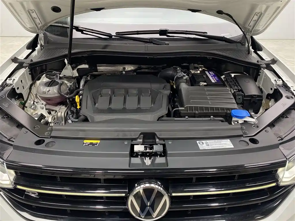 Volkswagen Tiguan X 2023 Facelift 330TSI FWD Prestige Flagship фото 18