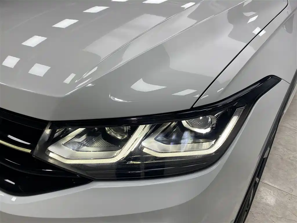 Volkswagen Tiguan X 2023 Facelift 330TSI FWD Prestige Flagship фото 19