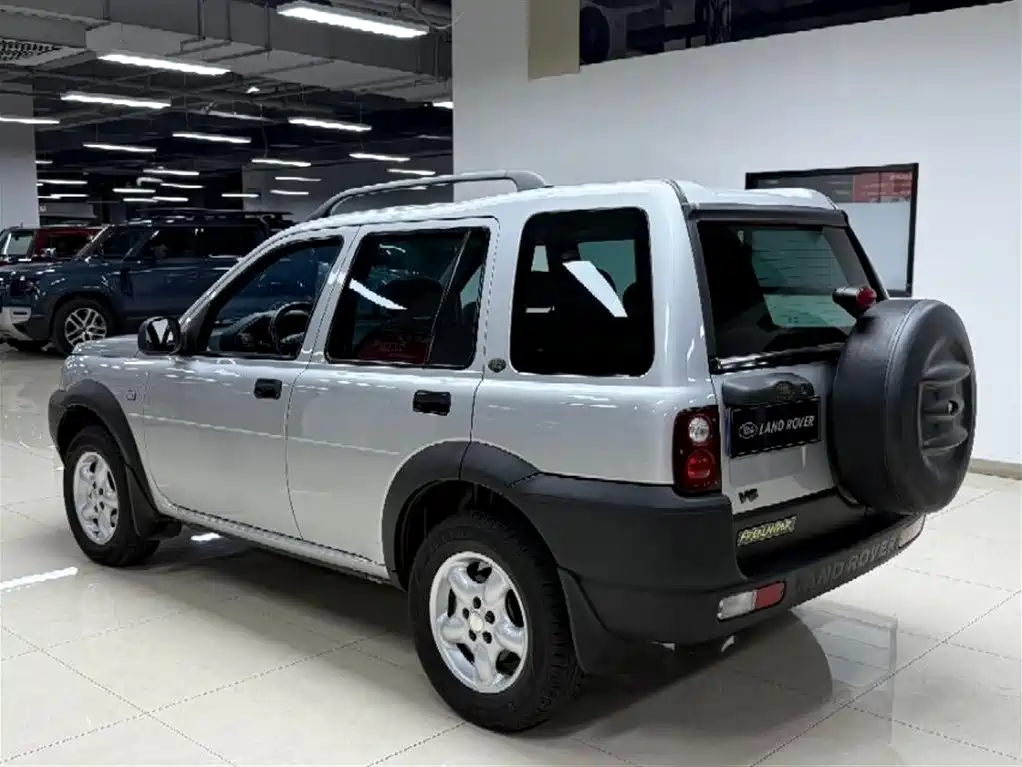 Land Rover Freelander 2004 2.5 V6 фото 7