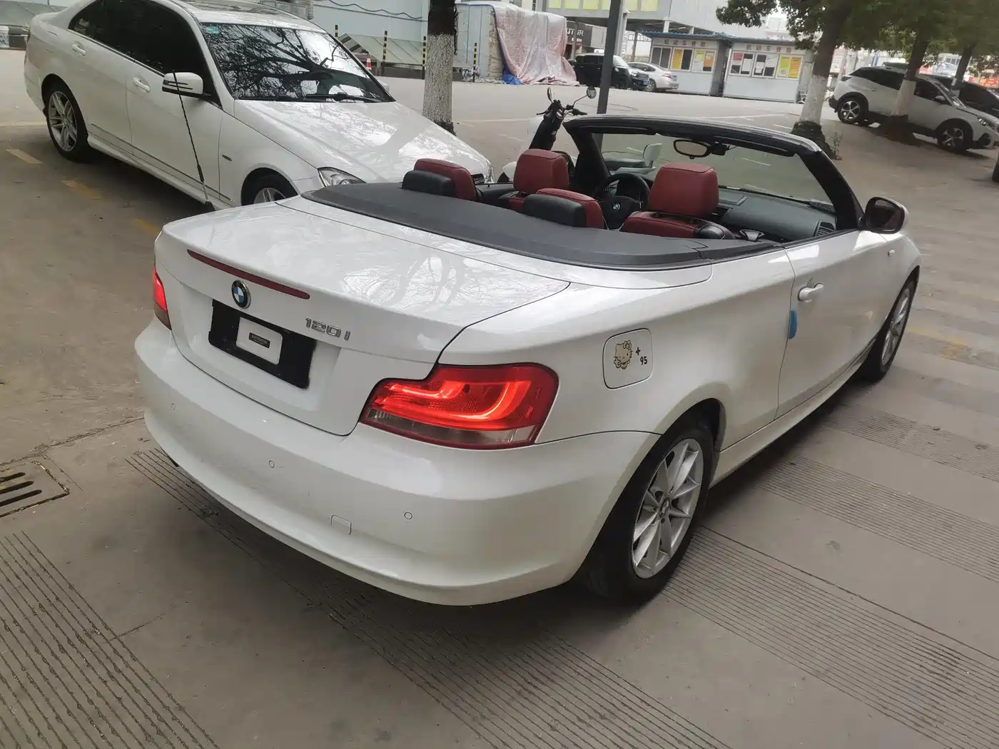 BMW 1 Series (Import) 2011 120i Convertible фото 15