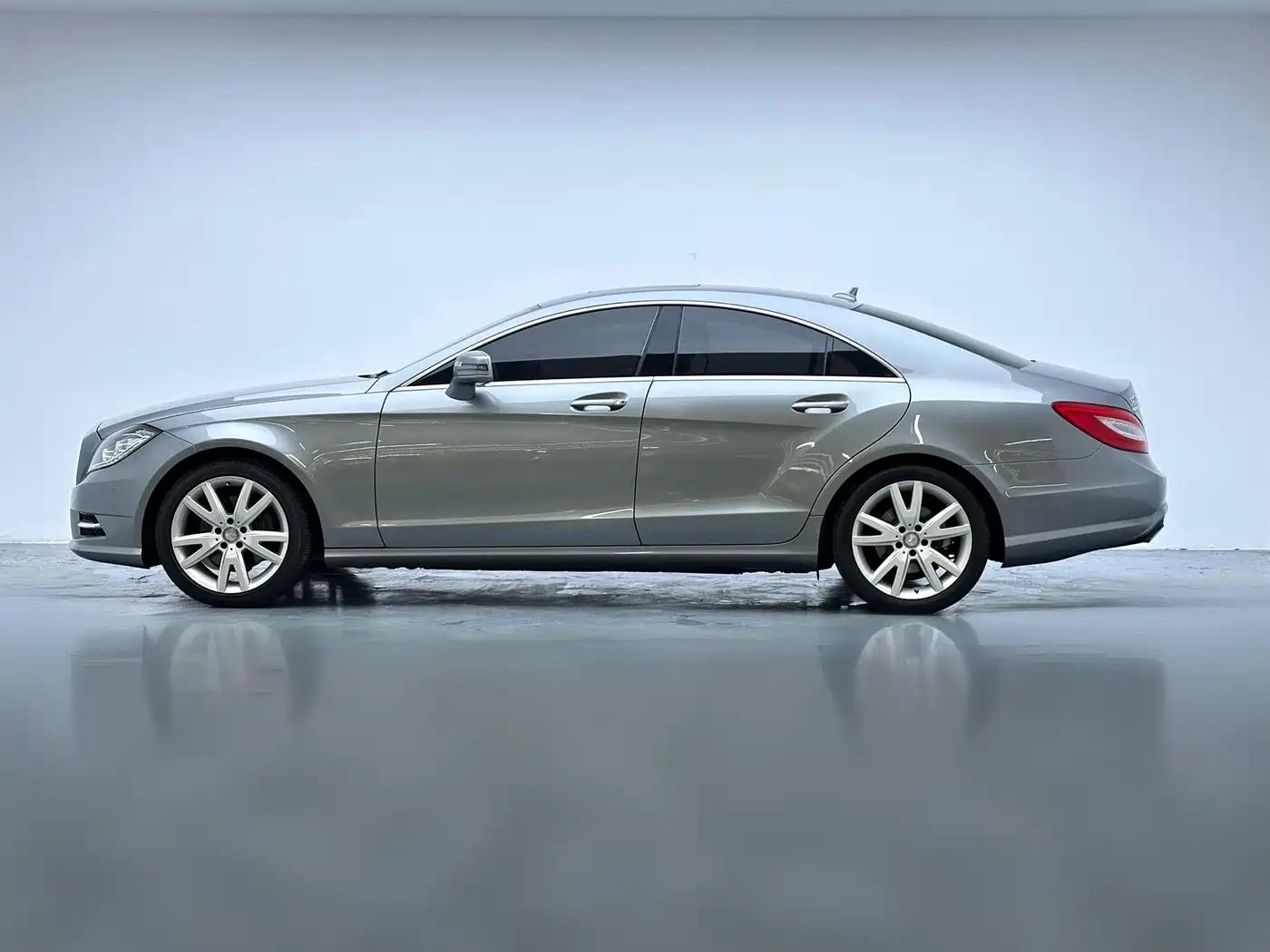 Mercedes-Benz CLS 2012 CLS 300 CGI фото 5