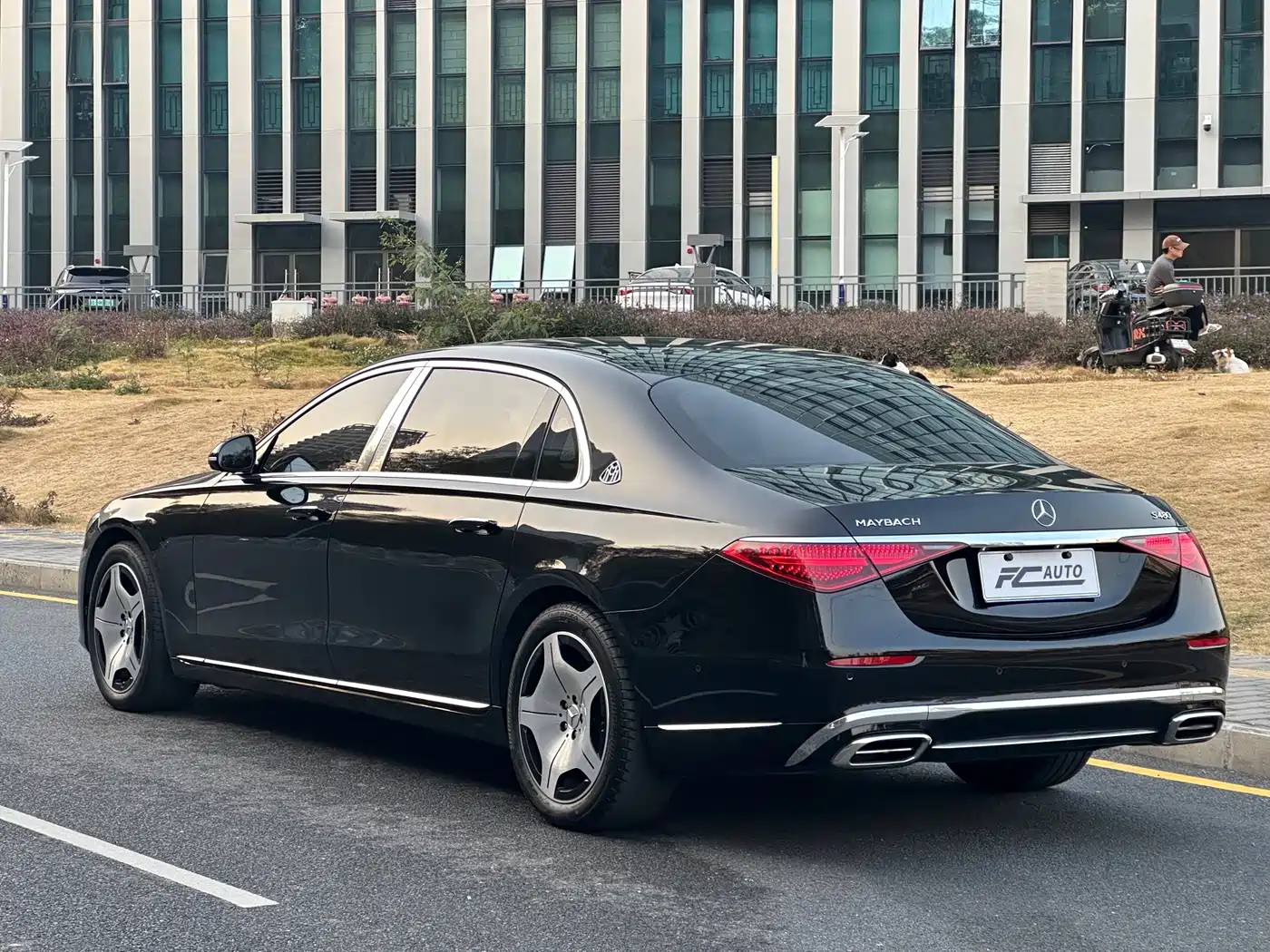 Mercedes-Benz Maybach S-Class 2024 Facelift S 480 4MATIC фото 7