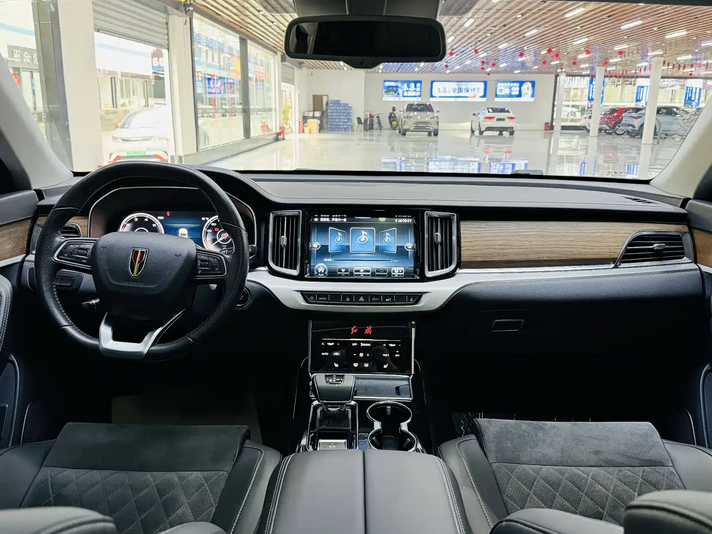 Hongqi HS5 2023 2.0T AWD Flag Enjoy Pro Edition фото 13