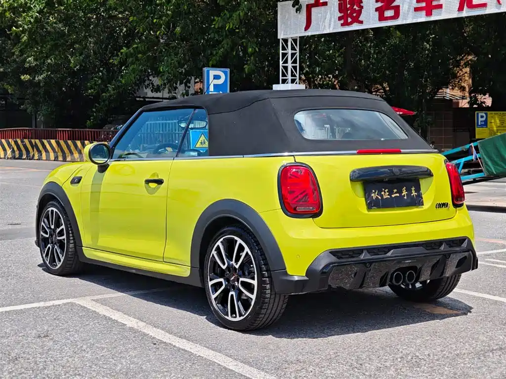 MINI 2023 2.0T COOPER S CABRIO Racer фото 13