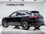 Photo 4 - Porsche Cayenne New Energy