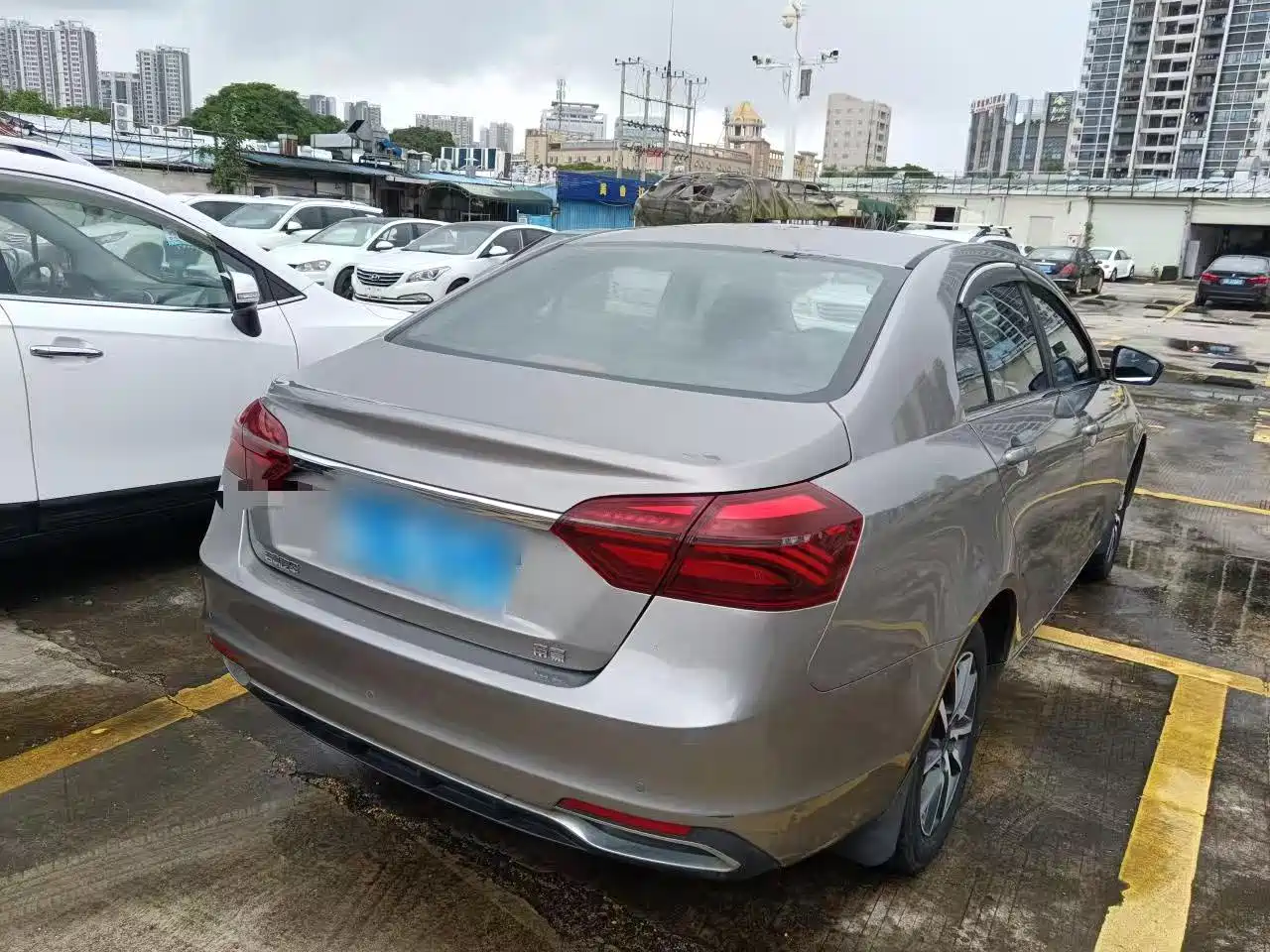 Photo 6 - Geely Emgrand