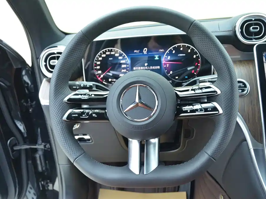 Mercedes-Benz GLC 2025 Facelift GLC 300 L 4MATIC Dynamic 5-seater фото 9
