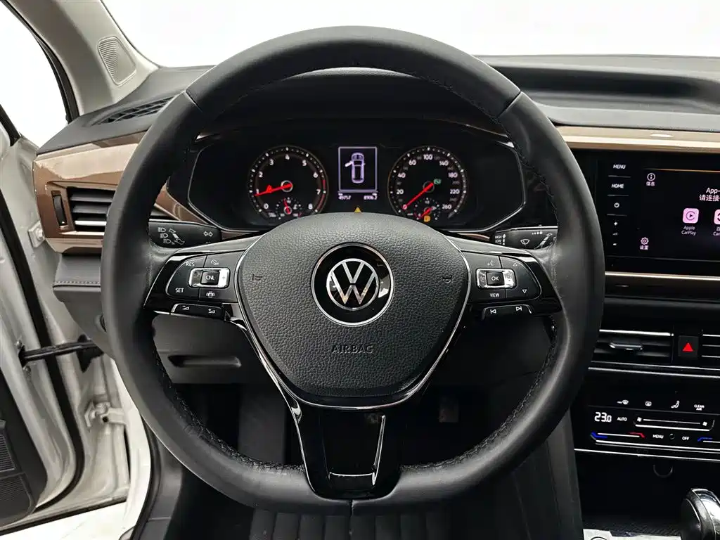 Volkswagen Tharu 2021 Model 280TSI 2WD Comfort Edition фото 11