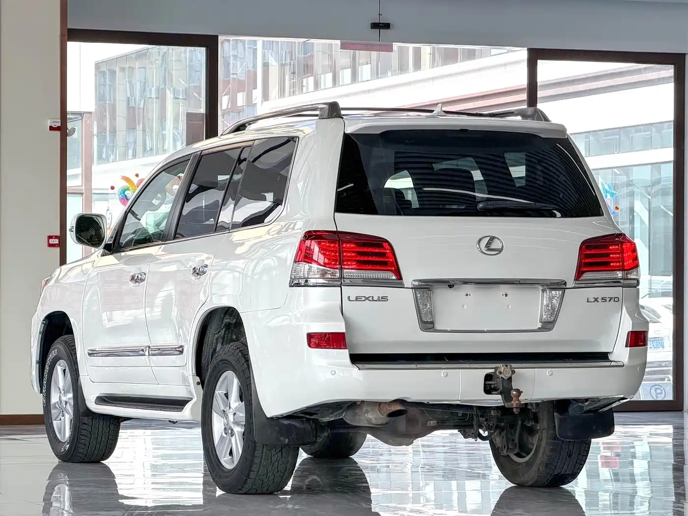 Lexus LX 2013 570 фото 5