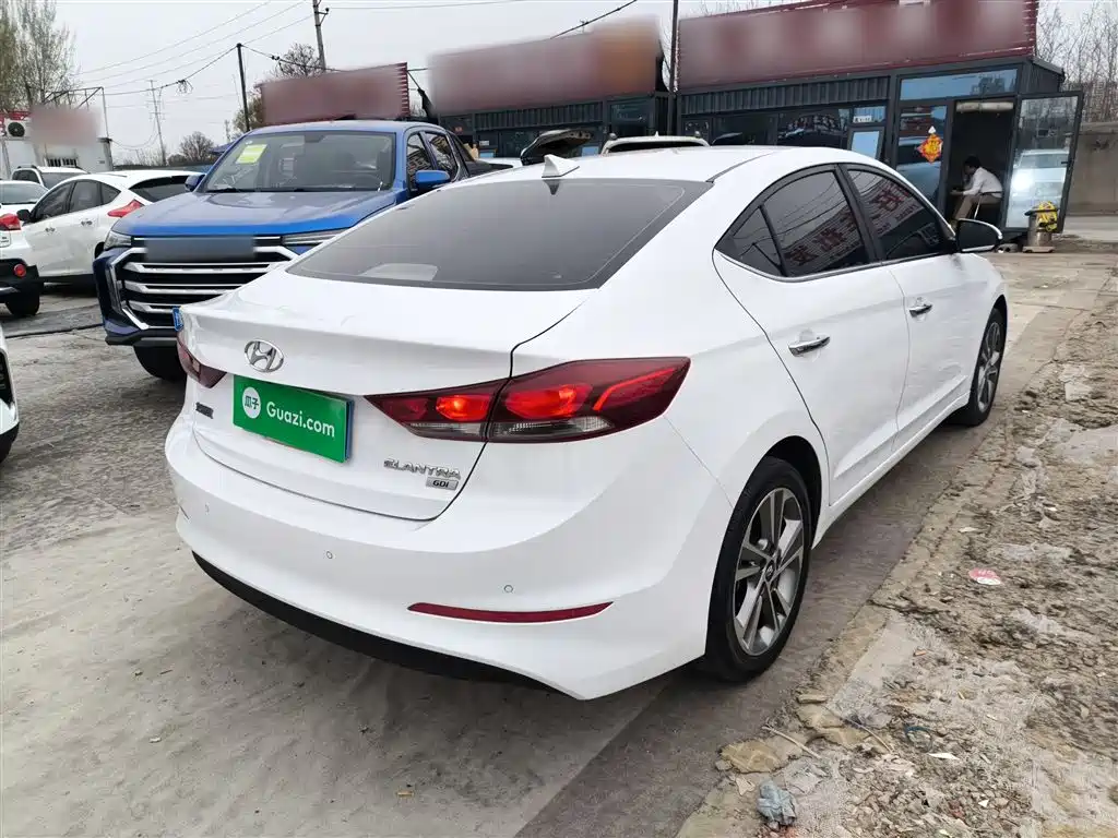 Hyundai Elantra 2018 1.6L Automatic 15th Anniversary Special Edition фото 5