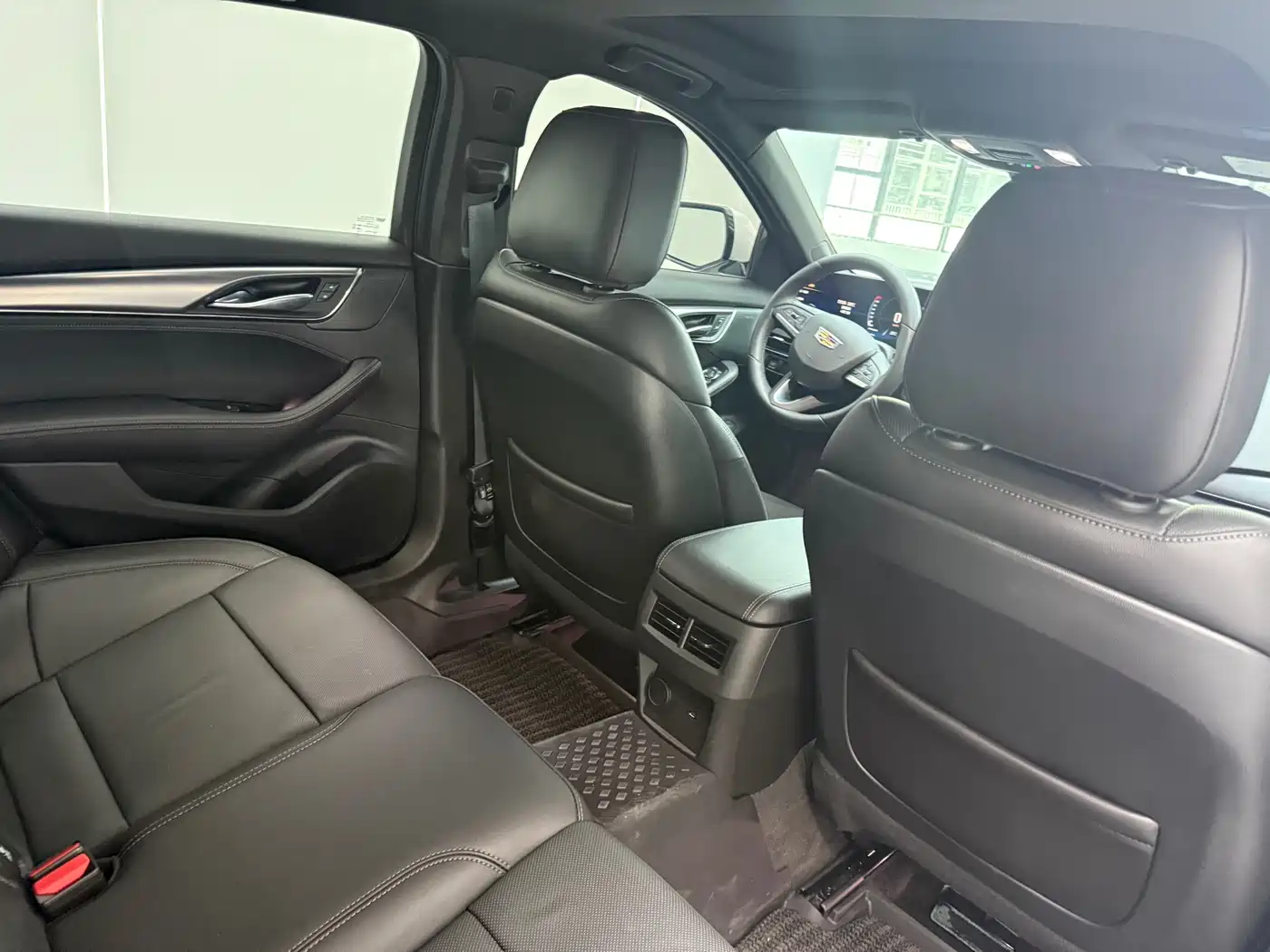 Cadillac CT5 2024 28T Luxury Model Pro фото 10
