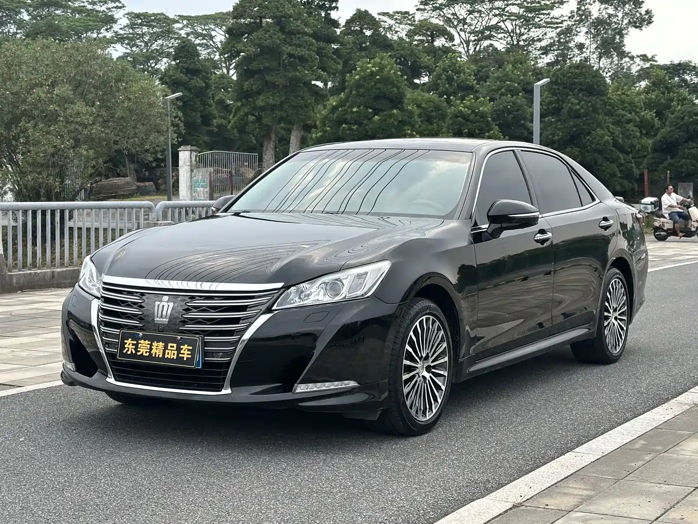2019 Toyota Crown