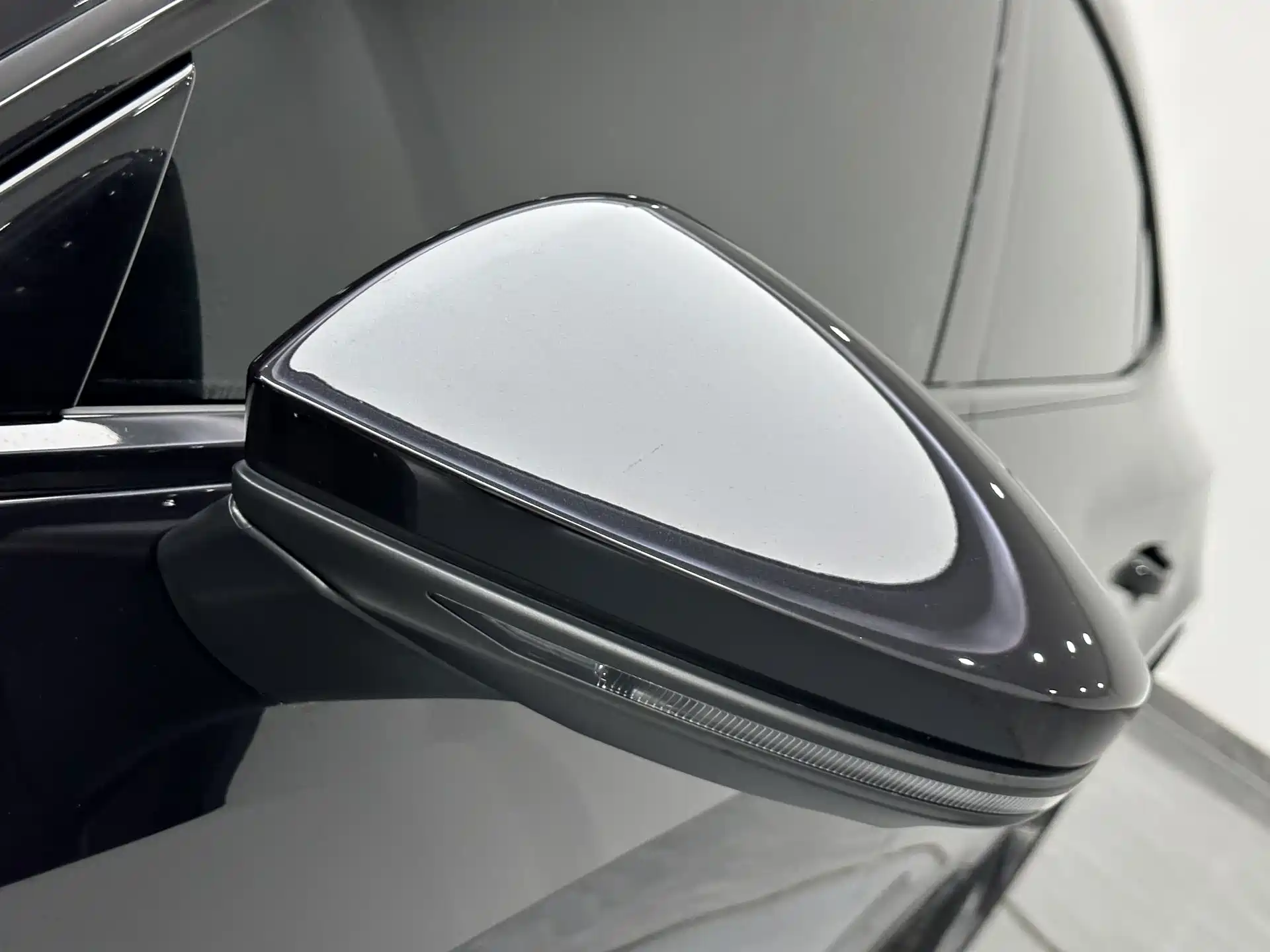 Photo 22 - Audi A7L