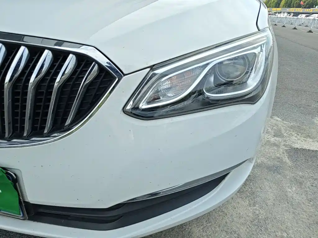 Фото 24 - Buick Excelle