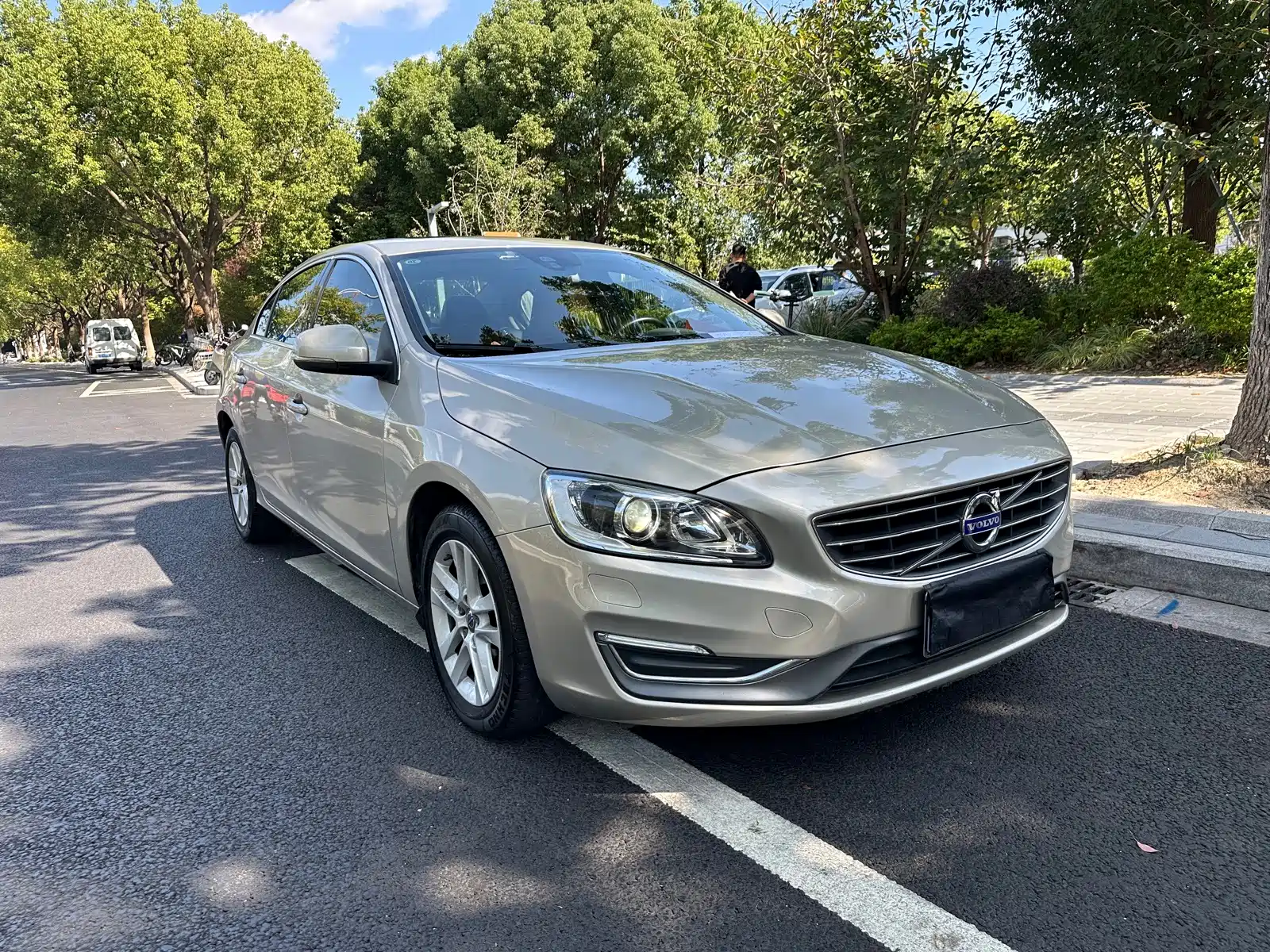 Photo 3 - Volvo S60