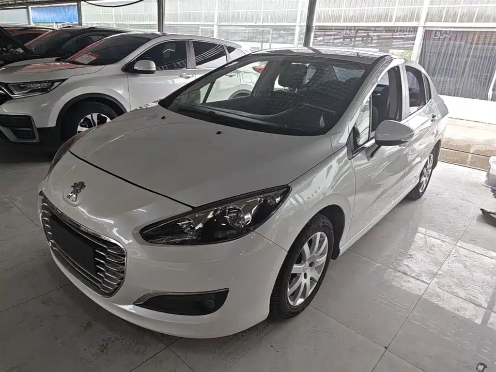 Peugeot 308 2014 Model Joy Edition Classic 1.6L Automatic Superior Style