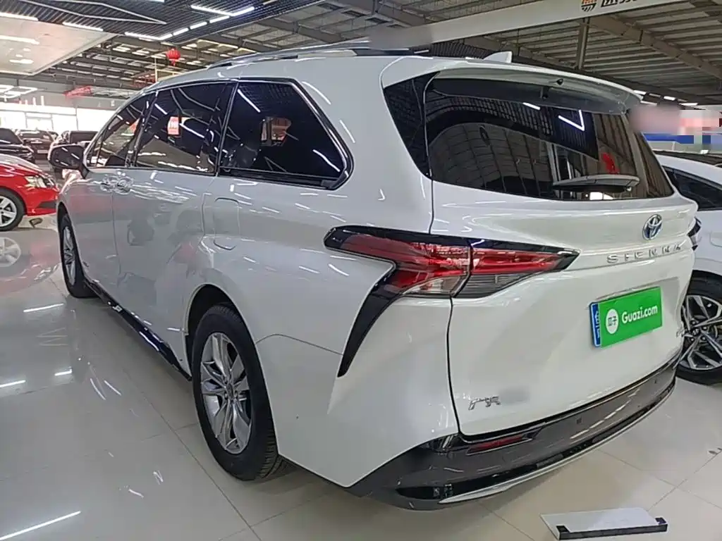 Toyota Sienna 2022 2021 2.5L Hybrid Ultimate Edition