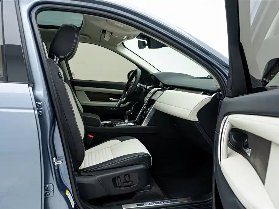 Land Rover Discovery Sport 2020 249PS R-Dynamic Performance фото 18