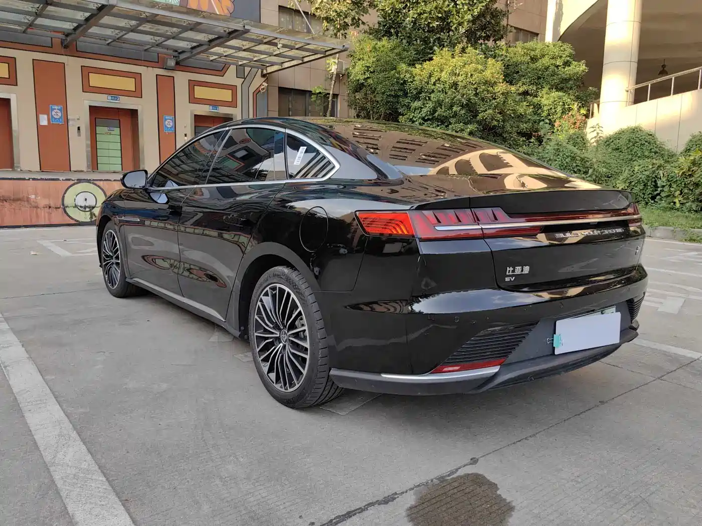 BYD Han 2020 EV Extended Range Luxury фото 9